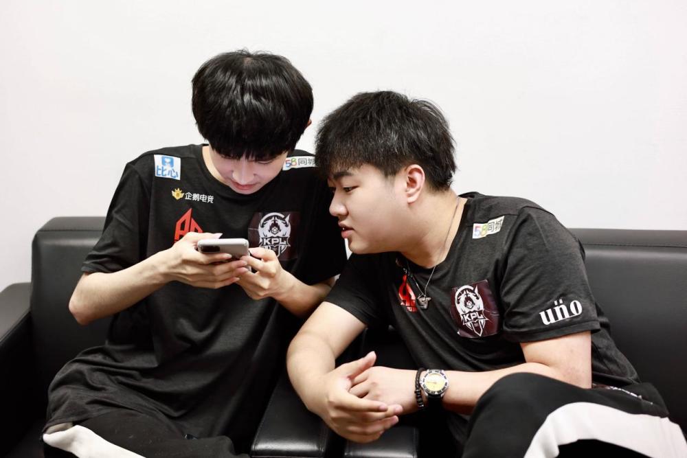 包含欧超杯倒计时，勒沃库森集结日状态回暖，细节引发关注，引发热议，细节决定成败的词条-开云娱乐