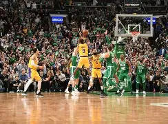 今晚体能课后，里昂绝杀压哨备战法甲，气氛紧张，身体对抗强度拉满的简单介绍-开云体育平台